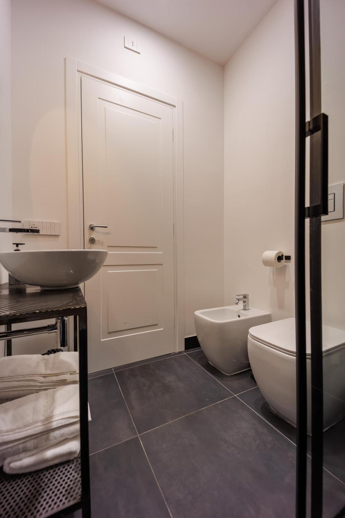Le Stanze Di Napoli Hotel ภายนอก รูปภาพ